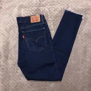 LEVIS JEANS